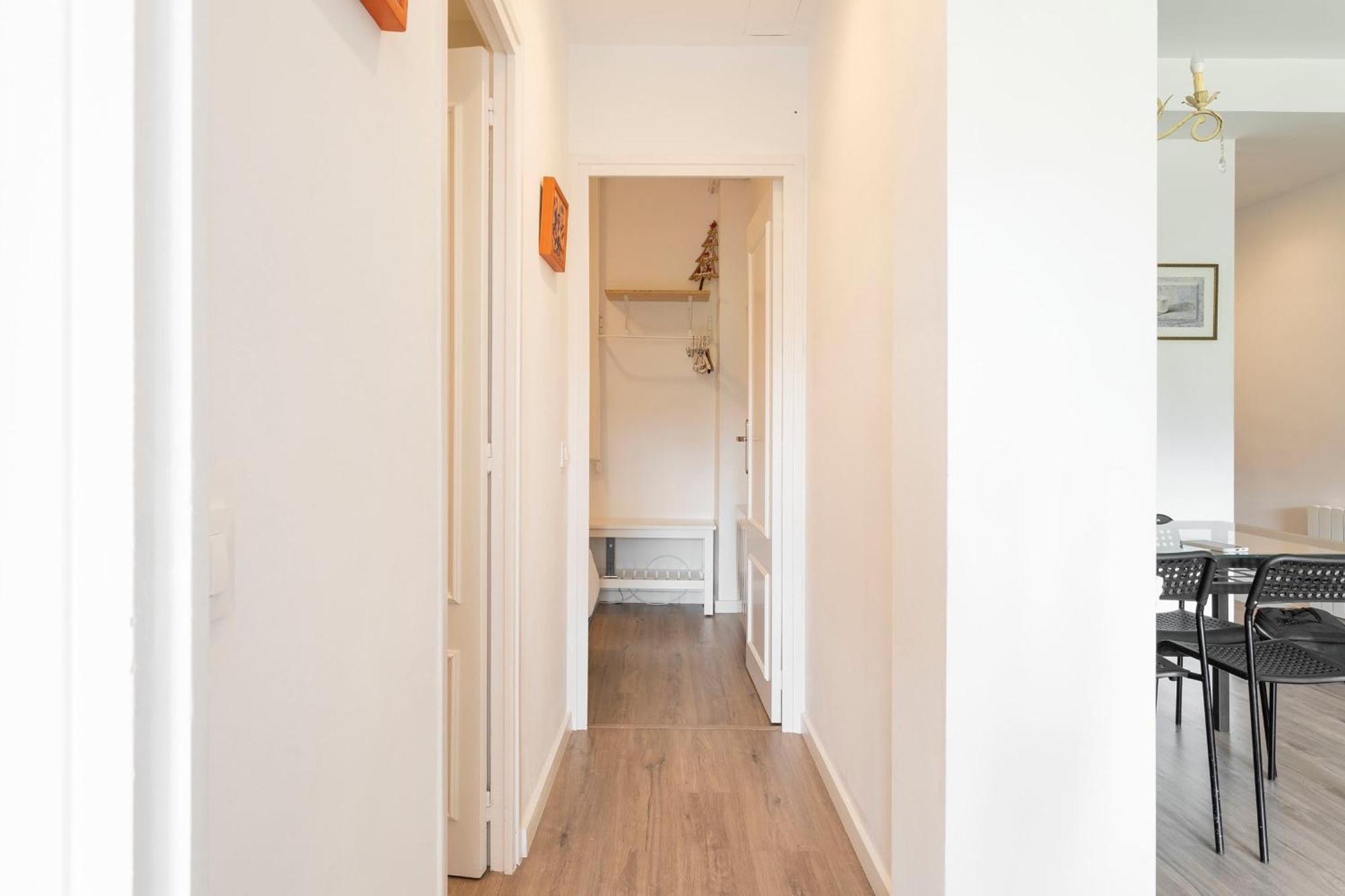 Cozy Apartment Near Fira Gran Via With Ac L'Hospitalet de Llobregat Exterior photo